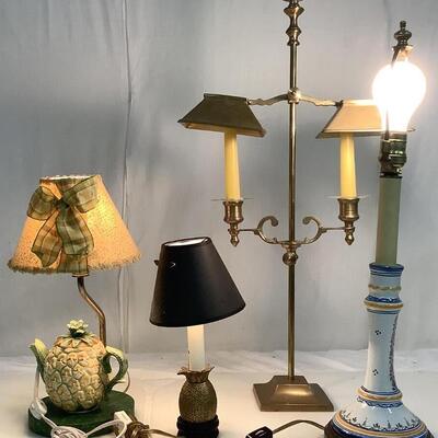 A895  Lot of 4 Decorative Brass, Pineapple Lamps , Candleholder