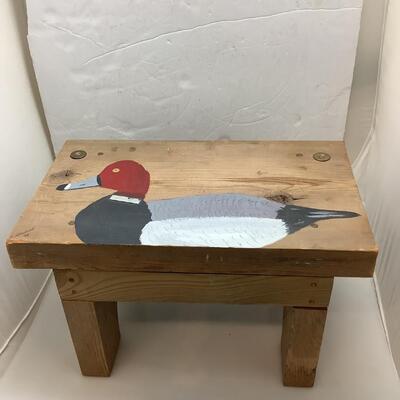 F957 Handpainted Duck Step Stool with Slate Sign