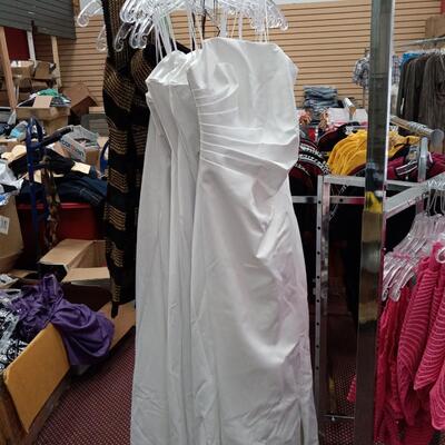 1 lot of  5 Long Satin  (Brides Maids /Evening Dress