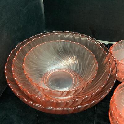 G116 Rosaline Pink Swirl Bowl Set by Arcoroc