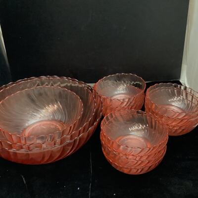 G116 Rosaline Pink Swirl Bowl Set by Arcoroc