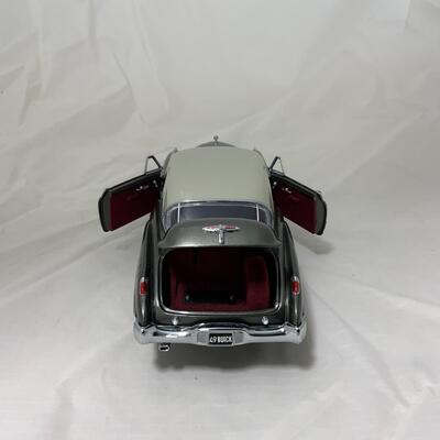 -102- MODEL CARS | 1949 Buick Rivera | Franklin Mint | Die-Cast