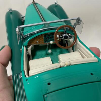 -105- MODEL CARS | 1929 Bugatti Royale | Franklin Mint | Die-Cast