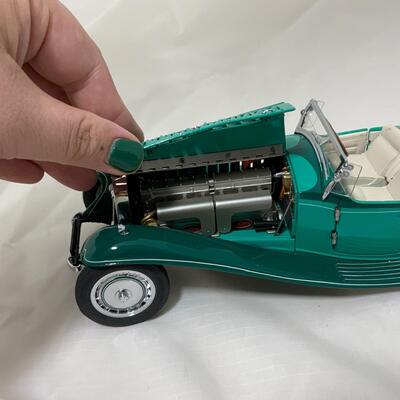 -105- MODEL CARS | 1929 Bugatti Royale | Franklin Mint | Die-Cast