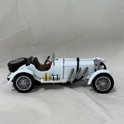 -106- MODEL CARS | 1931 Mercedes-Benz | Danbury Mint | Die-Cast