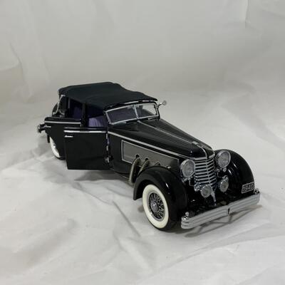 -108- MODEL CARS | 1940 Dusenberg | Franklin Mint | Die-Cast