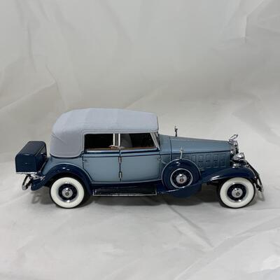 -110- MODEL CARS | 1932 Cadillac | Franklin Mint | Die-Cast