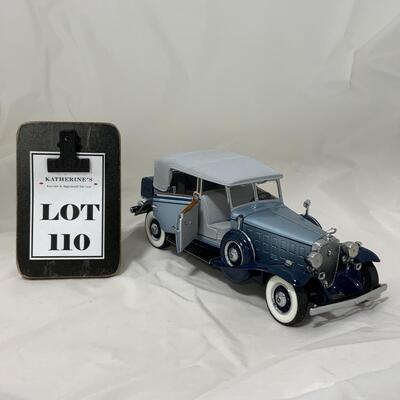 -110- MODEL CARS | 1932 Cadillac | Franklin Mint | Die-Cast