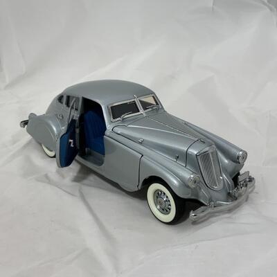 -121- MODEL CARS | 1933 Pierce | Danbury Mint | Die-Cast