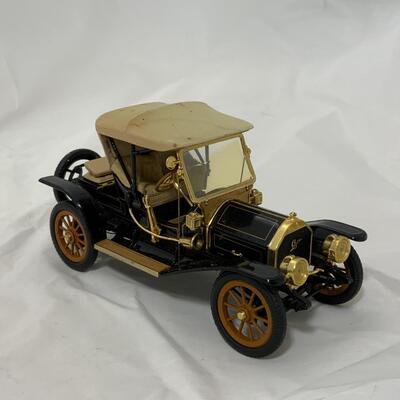 -122- MODEL CARS | 1910 Cadillac | Franklin Mint | Die-Cast