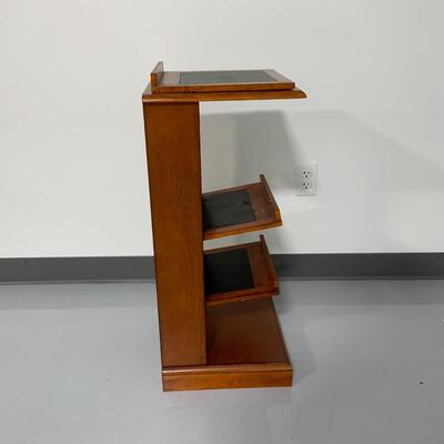 -125- Tiered Accent Table