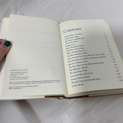-141- BOOKS | Ghosts and Strange Stories
