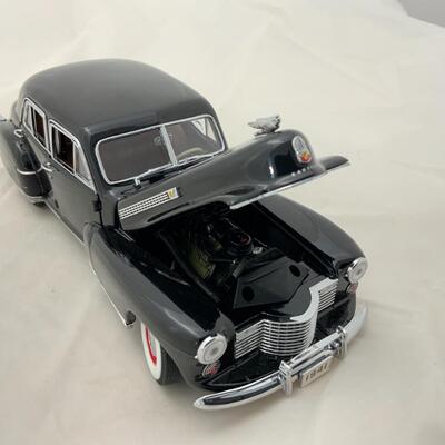 -154- MODEL CARS | 1941 Cadillac | Danbury Mint | Die-Cast