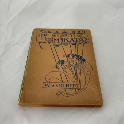 -160- BOOKS | Gilbert and Sullivan