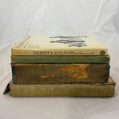 -160- BOOKS | Gilbert and Sullivan