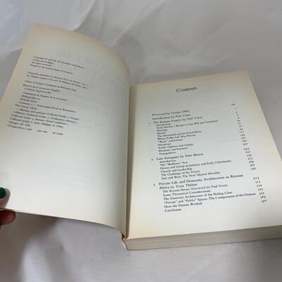 -169- BOOKS | World History