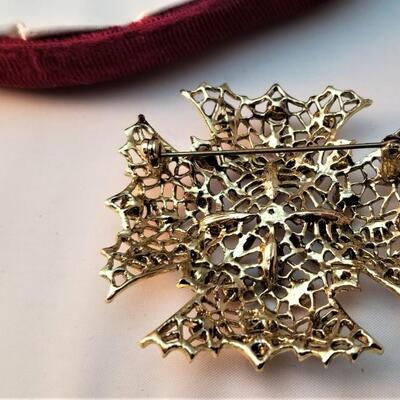 Lot #41  Vintage Brooch and Clip Earring set in Vintage box