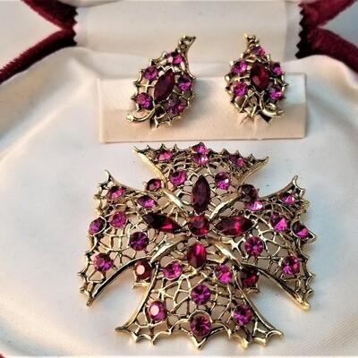 Lot #41  Vintage Brooch and Clip Earring set in Vintage box