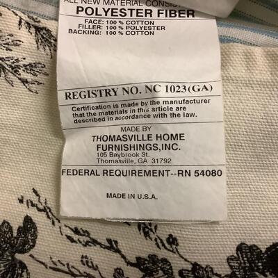 F - 1002 Pair of Bouvier Pillow Sham ( pillows included )