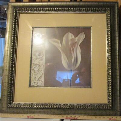 #30 Tulip print in gold frame