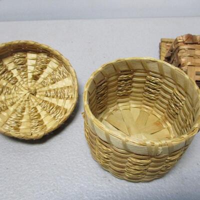 Handmade Woven Indian Baskets