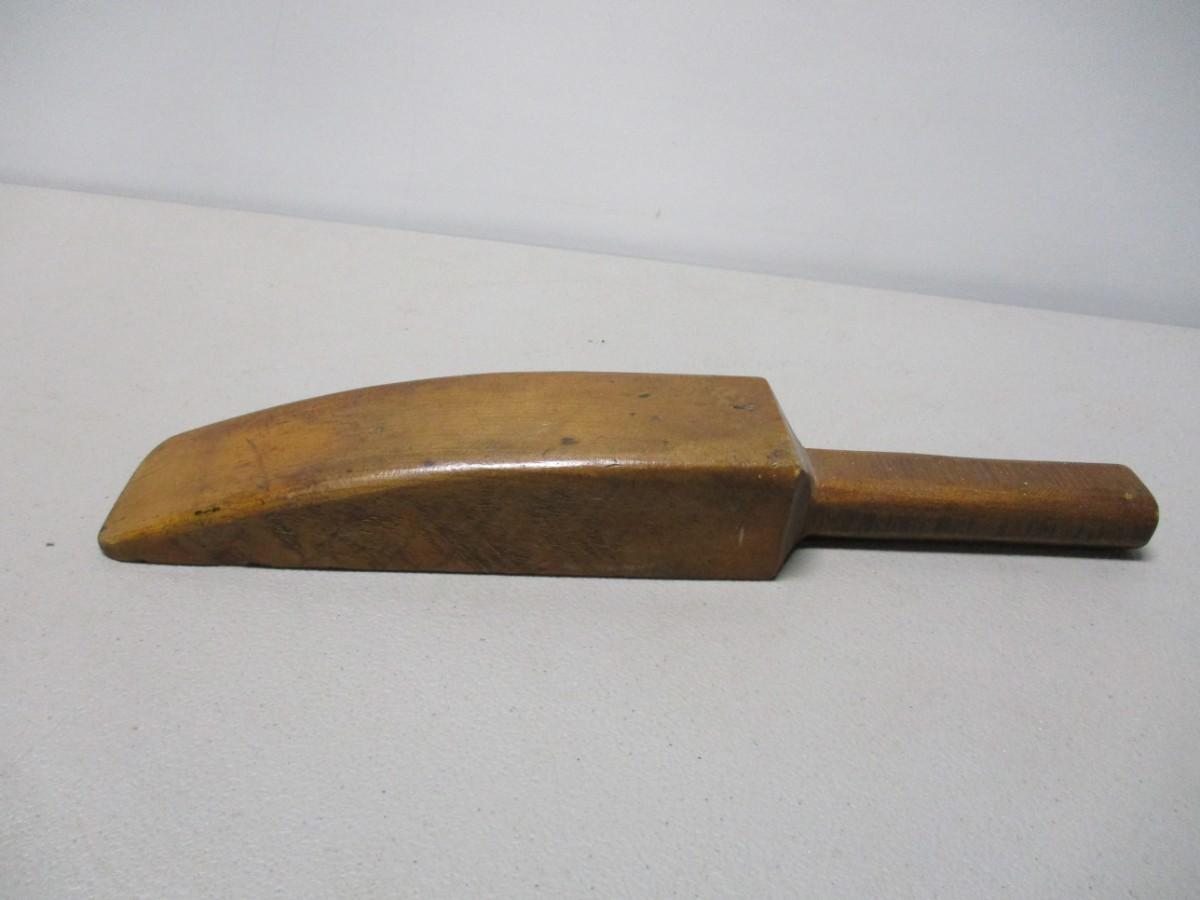 Antique Hand Carved Maple Feather Bed Smoother Paddle