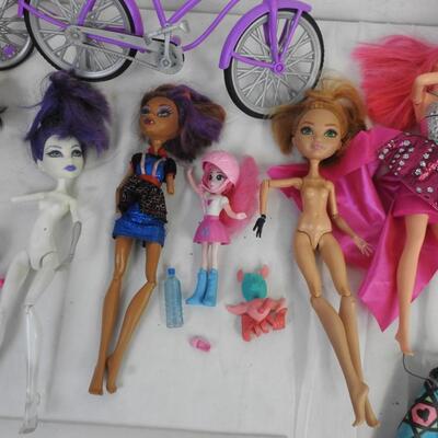 8 Dolls, Monster High, Bikes, Monsters High Purse, Centaur