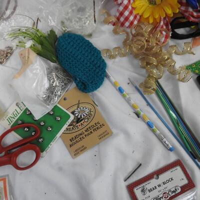 Assorted Craft Lot: Twine Wreath, Art Bin Craft Organizer, Ribbon, Beads