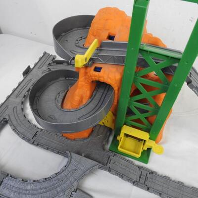 3 pc Large Toys, Hot Wheels, Airport, Mountain Train Tracks