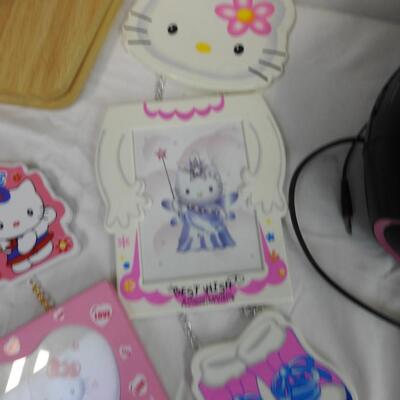 Pink Decor and Electronics, Hello Kitty Frames and Headphones