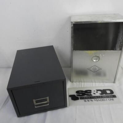 2 pc Metal Organizers/Bins, Office Drawer, Metal Box