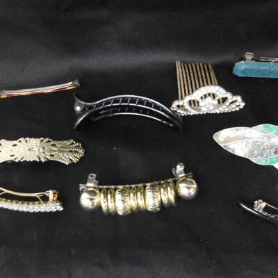 Costume Jewelry: 18 Hair Clips, Gold Colored