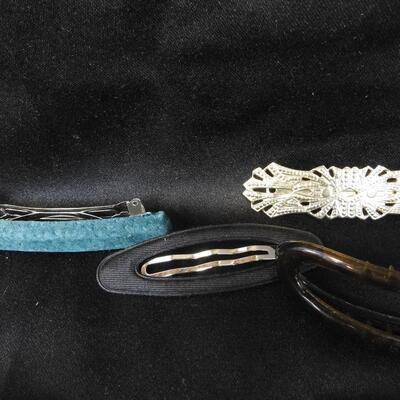 Costume Jewelry: 18 Hair Clips, Gold Colored