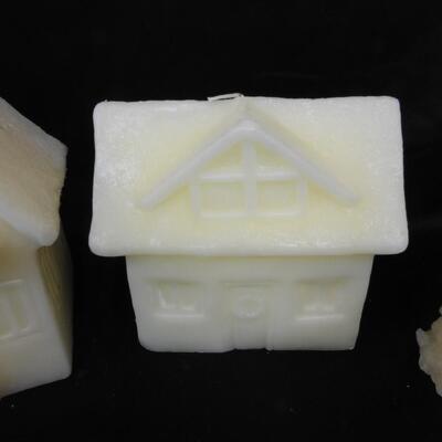 5 Candles, Houses, Tree