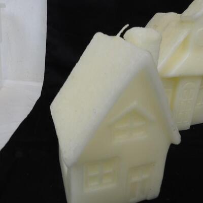 5 Candles, Houses, Tree