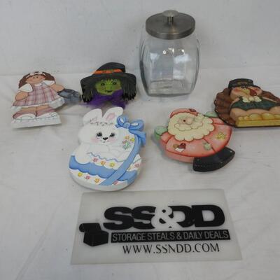 Glass Cookie Jar with 6 Different Lids, One Metal, 5 Assorted Holidays