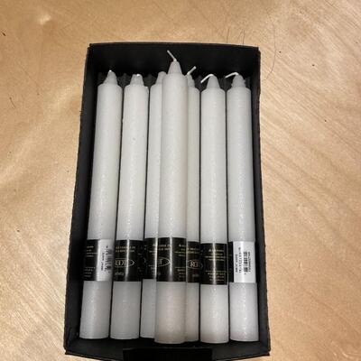 Beeswax Blend Dinner Candles, Set of seven (7)