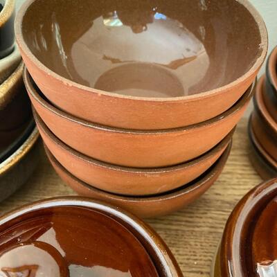 Vintage Brownware Soup bowls w/lids and Bowls