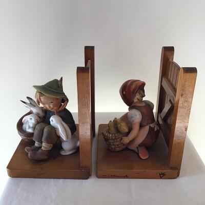 Hummel  Bookends 61A and B  tmk2