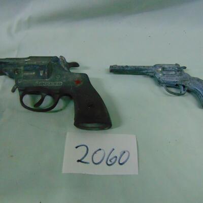 Item 2060 Toy pistol