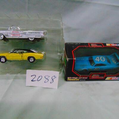 Item 2088 Race car models