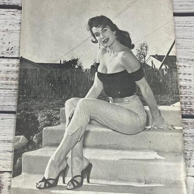 Vintage Photography Magazines Amateur Screen Color Secrets *ADULT CONTENT - NUDE WOMEN*