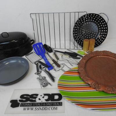 Kitchen Lot: Cast Iron Casserole Dish, Pans, Serving Trays, Utensils, 4 Knifes