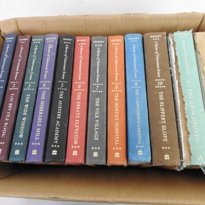 A Series of Unfortunate Events Collection: Complete Set Except Missing 12