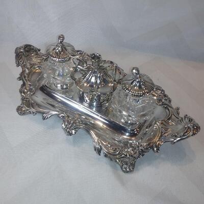Exquisite Inkwell Desk Set