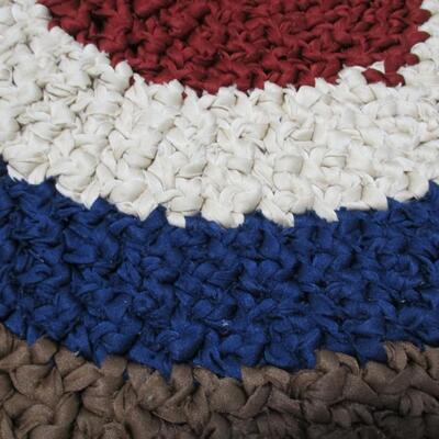 Handmade 'Target' Hook Rug
