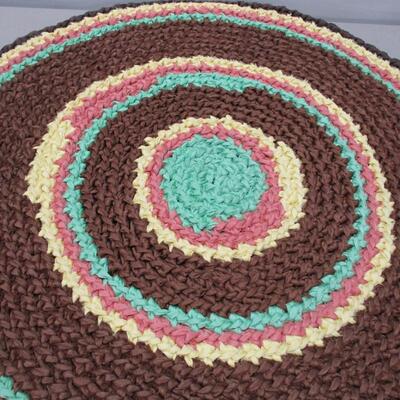 Handmade 'Target' Hook Rug