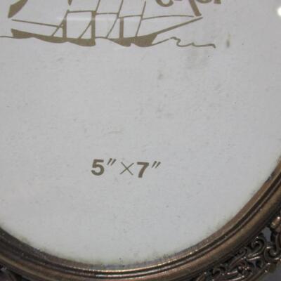 Two Nantucket Metal Oval Picture Frames & 1 With Portrait