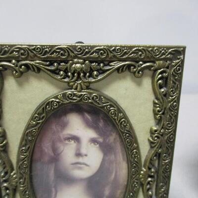 Two Nantucket Metal Oval Picture Frames & 1 With Portrait