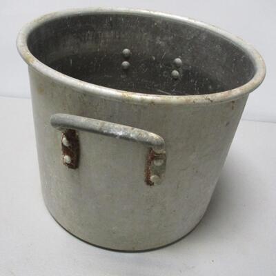 Wear Ever Aluminum Pot